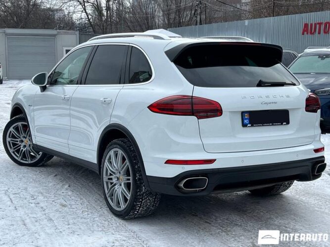 porsche Cayenne 2016