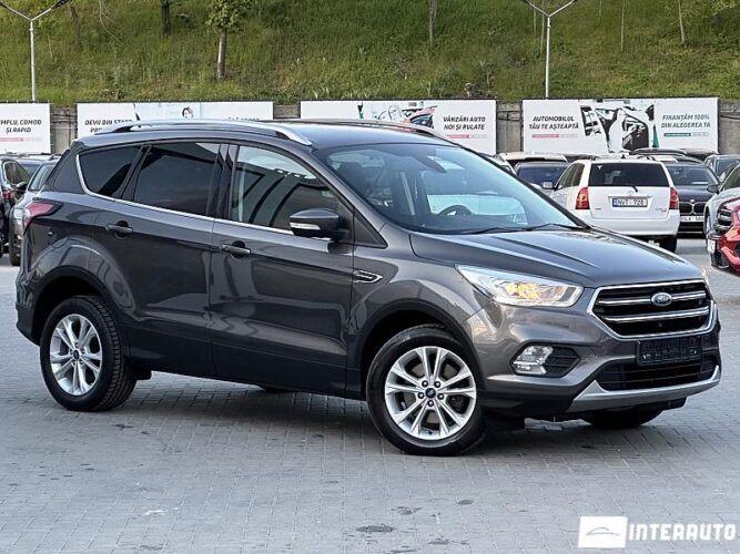 Ford Kuga 2017 doar la InterAuto