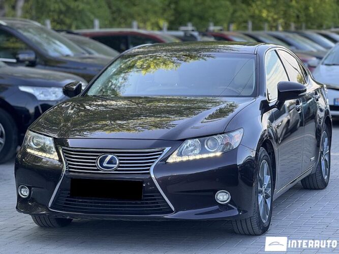 Lexus ES 300h 2012 doar la InterAuto